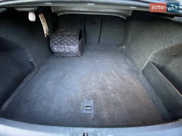 Серый Фольксваген Пассат, объемом двигателя 2 л и пробегом 270 тыс. км за 5750 $, фото 68 на Automoto.ua