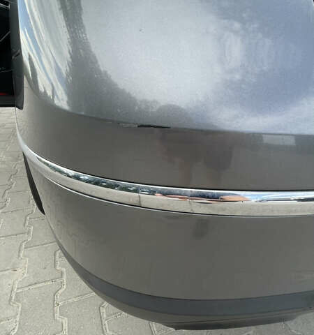 Серый Фольксваген Пассат, объемом двигателя 2 л и пробегом 300 тыс. км за 6500 $, фото 44 на Automoto.ua