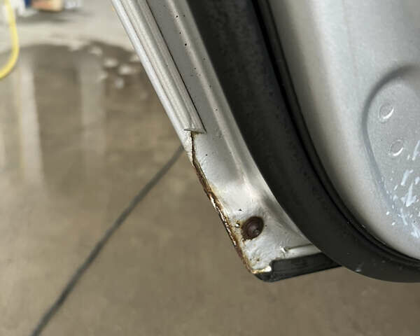 Серый Фольксваген Пассат, объемом двигателя 1.98 л и пробегом 253 тыс. км за 3999 $, фото 31 на Automoto.ua