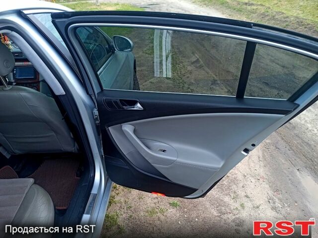 Сірий Фольксваген Пассат, об'ємом двигуна 2 л та пробігом 315 тис. км за 6000 $, фото 2 на Automoto.ua