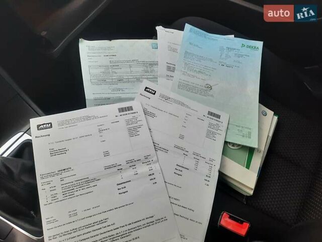 Серый Фольксваген Пассат, объемом двигателя 1.6 л и пробегом 175 тыс. км за 6850 $, фото 96 на Automoto.ua