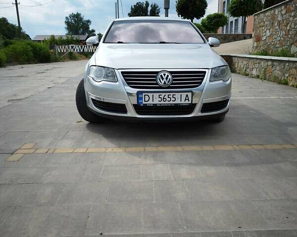 Серый Фольксваген Пассат, объемом двигателя 1.98 л и пробегом 280 тыс. км за 5000 $, фото 4 на Automoto.ua