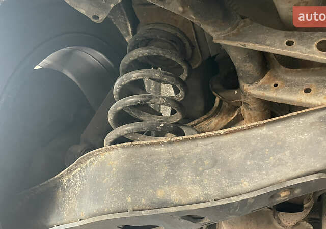 Серый Фольксваген Пассат, объемом двигателя 2 л и пробегом 300 тыс. км за 6500 $, фото 47 на Automoto.ua