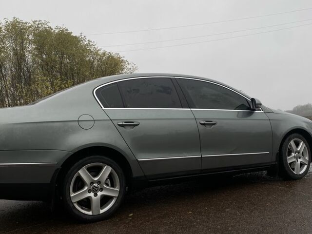 Сірий Фольксваген Пассат, об'ємом двигуна 2 л та пробігом 404 тис. км за 5700 $, фото 3 на Automoto.ua