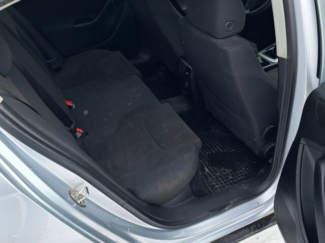 Серый Фольксваген Пассат, объемом двигателя 2 л и пробегом 450 тыс. км за 2350 $, фото 9 на Automoto.ua