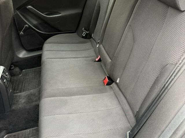 Серый Фольксваген Пассат, объемом двигателя 2 л и пробегом 250 тыс. км за 2900 $, фото 12 на Automoto.ua