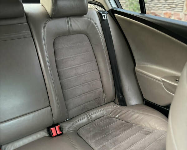 Серый Фольксваген Пассат, объемом двигателя 1.97 л и пробегом 327 тыс. км за 6300 $, фото 11 на Automoto.ua