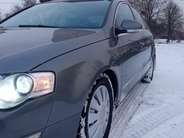 Серый Фольксваген Пассат, объемом двигателя 0 л и пробегом 300 тыс. км за 2600 $, фото 7 на Automoto.ua