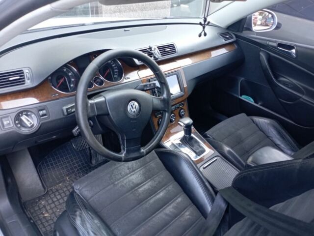 Серый Фольксваген Пассат, объемом двигателя 2 л и пробегом 256 тыс. км за 4300 $, фото 5 на Automoto.ua