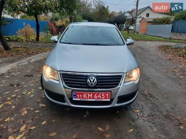 Серый Фольксваген Пассат, объемом двигателя 1.6 л и пробегом 175 тыс. км за 6850 $, фото 83 на Automoto.ua