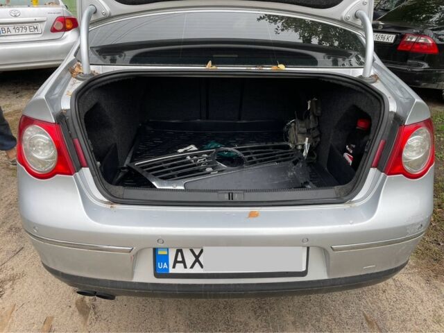 Сірий Фольксваген Пассат, об'ємом двигуна 2 л та пробігом 250 тис. км за 3850 $, фото 10 на Automoto.ua