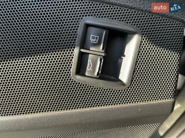 Серый Фольксваген Пассат, объемом двигателя 2 л и пробегом 280 тыс. км за 6200 $, фото 20 на Automoto.ua