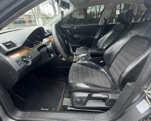 Серый Фольксваген Пассат, объемом двигателя 1.97 л и пробегом 436 тыс. км за 6000 $, фото 12 на Automoto.ua