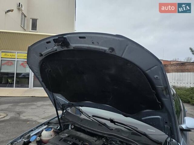 Сірий Фольксваген Пассат, об'ємом двигуна 1.6 л та пробігом 179 тис. км за 6300 $, фото 98 на Automoto.ua