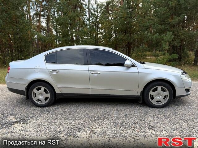 Сірий Фольксваген Пассат, об'ємом двигуна 2 л та пробігом 245 тис. км за 4900 $, фото 2 на Automoto.ua