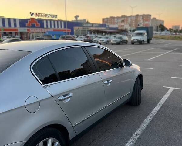Сірий Фольксваген Пассат, об'ємом двигуна 1.98 л та пробігом 288 тис. км за 8450 $, фото 3 на Automoto.ua
