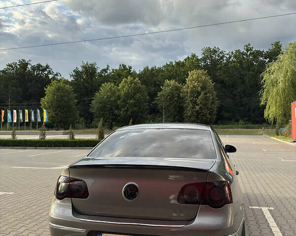 Сірий Фольксваген Пассат, об'ємом двигуна 1.98 л та пробігом 268 тис. км за 7000 $, фото 3 на Automoto.ua