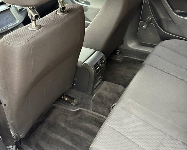 Серый Фольксваген Пассат, объемом двигателя 1.6 л и пробегом 264 тыс. км за 5900 $, фото 14 на Automoto.ua