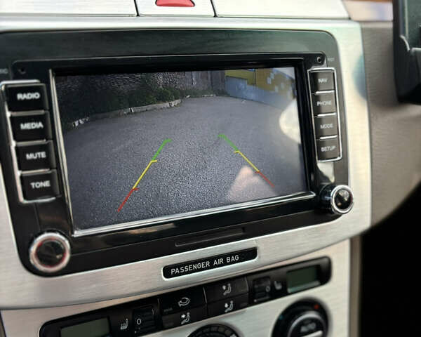 Серый Фольксваген Пассат, объемом двигателя 1.97 л и пробегом 327 тыс. км за 6300 $, фото 7 на Automoto.ua