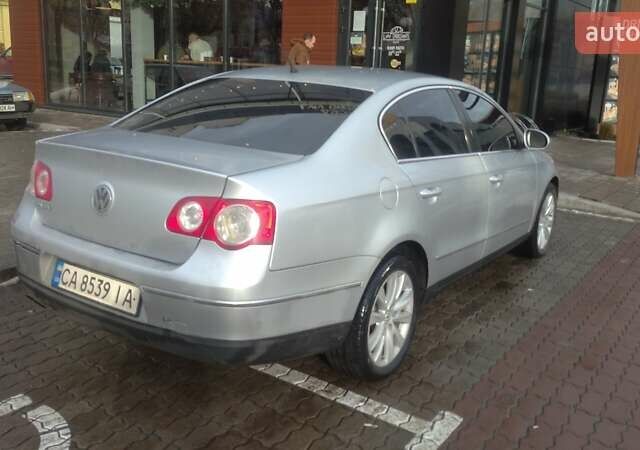 Сірий Фольксваген Пассат, об'ємом двигуна 2 л та пробігом 274 тис. км за 5700 $, фото 4 на Automoto.ua