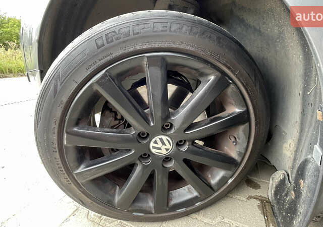 Серый Фольксваген Пассат, объемом двигателя 2 л и пробегом 300 тыс. км за 6500 $, фото 24 на Automoto.ua