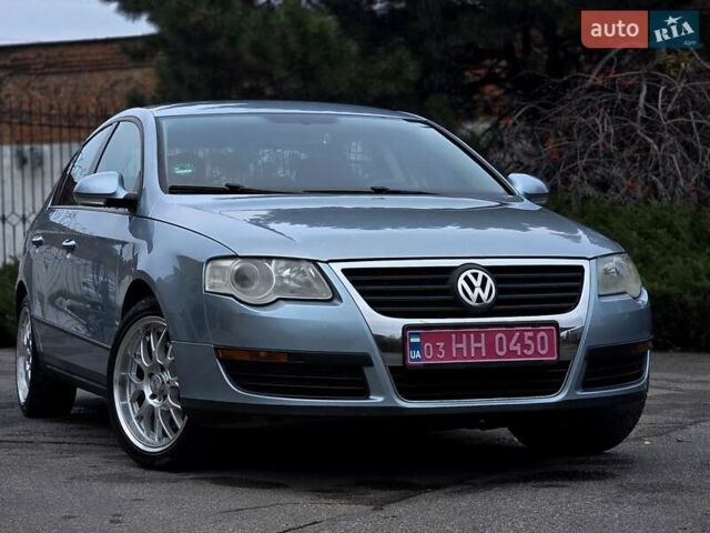 Сірий Фольксваген Пассат, об'ємом двигуна 1.6 л та пробігом 179 тис. км за 6300 $, фото 104 на Automoto.ua