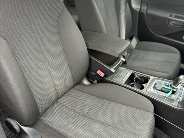 Серый Фольксваген Пассат, объемом двигателя 2 л и пробегом 250 тыс. км за 2900 $, фото 16 на Automoto.ua