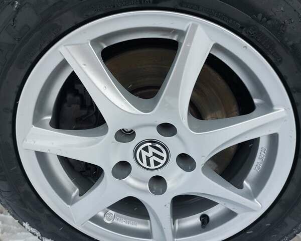 Сірий Фольксваген Пассат, об'ємом двигуна 1.6 л та пробігом 140 тис. км за 6500 $, фото 7 на Automoto.ua