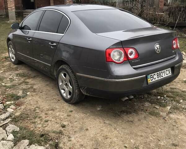 Сірий Фольксваген Пассат, об'ємом двигуна 1.97 л та пробігом 220 тис. км за 5500 $, фото 2 на Automoto.ua