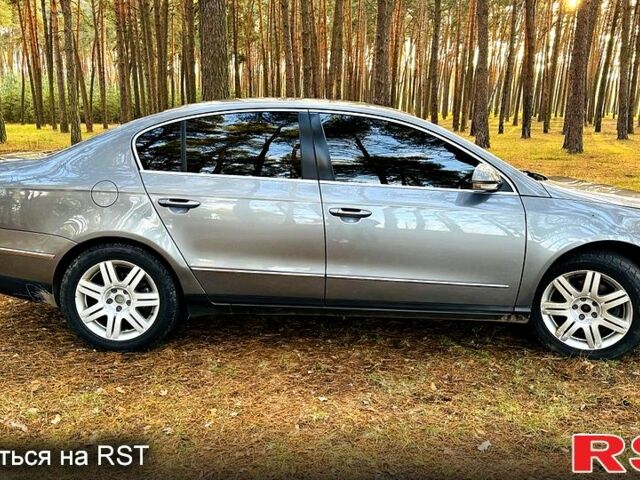 Сірий Фольксваген Пассат, об'ємом двигуна 2 л та пробігом 295 тис. км за 6800 $, фото 2 на Automoto.ua