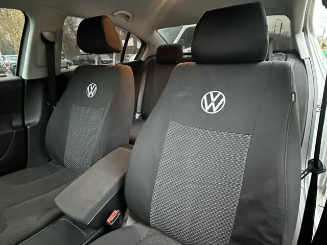 Сірий Фольксваген Пассат, об'ємом двигуна 2 л та пробігом 227 тис. км за 5999 $, фото 14 на Automoto.ua