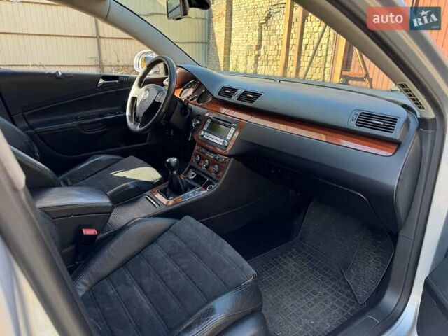 Сірий Фольксваген Пассат, об'ємом двигуна 1.98 л та пробігом 452 тис. км за 7200 $, фото 5 на Automoto.ua