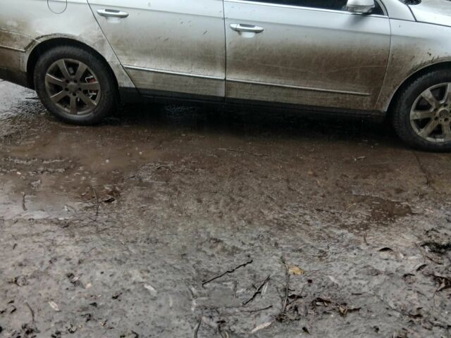 Серый Фольксваген Пассат, объемом двигателя 1.6 л и пробегом 340 тыс. км за 4500 $, фото 3 на Automoto.ua