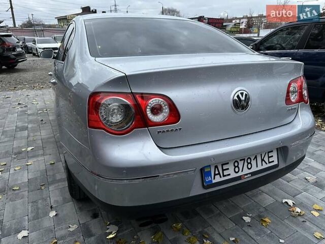 Сірий Фольксваген Пассат, об'ємом двигуна 1.98 л та пробігом 219 тис. км за 7500 $, фото 4 на Automoto.ua