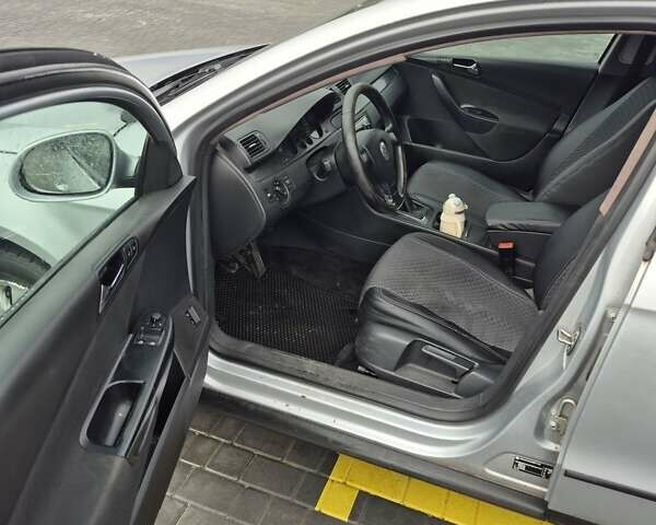 Сірий Фольксваген Пассат, об'ємом двигуна 1.98 л та пробігом 320 тис. км за 5400 $, фото 6 на Automoto.ua