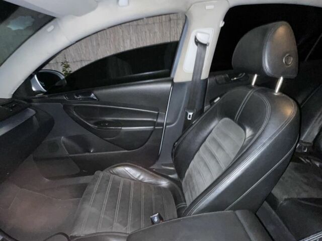 Серый Фольксваген Пассат, объемом двигателя 2 л и пробегом 287 тыс. км за 6000 $, фото 7 на Automoto.ua