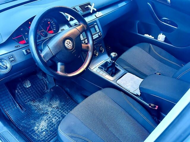 Сірий Фольксваген Пассат, об'ємом двигуна 2 л та пробігом 313 тис. км за 6200 $, фото 7 на Automoto.ua