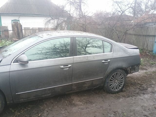 Серый Фольксваген Пассат, объемом двигателя 3 л и пробегом 290 тыс. км за 3200 $, фото 20 на Automoto.ua