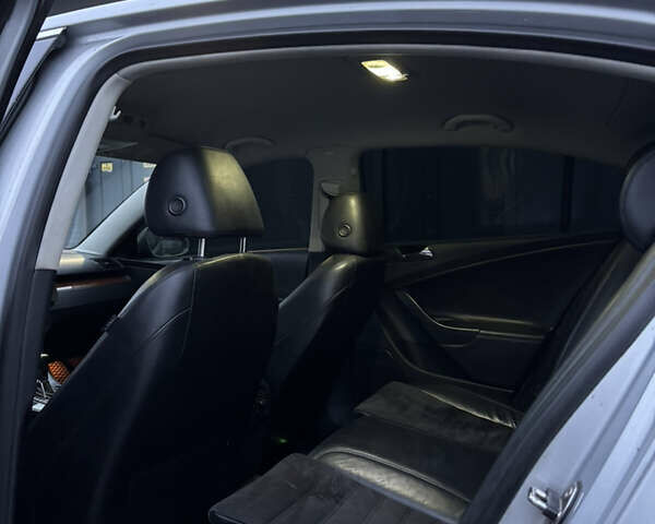 Серый Фольксваген Пассат, объемом двигателя 2 л и пробегом 287 тыс. км за 7600 $, фото 31 на Automoto.ua