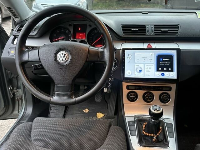 Сірий Фольксваген Пассат, об'ємом двигуна 2 л та пробігом 227 тис. км за 5999 $, фото 11 на Automoto.ua