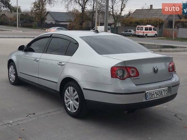 Сірий Фольксваген Пассат, об'ємом двигуна 2 л та пробігом 266 тис. км за 4999 $, фото 3 на Automoto.ua