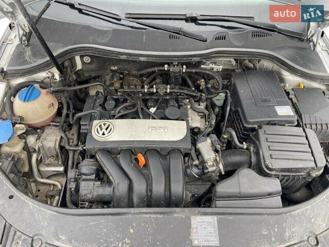 Сірий Фольксваген Пассат, об'ємом двигуна 2 л та пробігом 240 тис. км за 7200 $, фото 25 на Automoto.ua