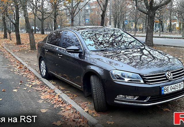 Серый Фольксваген Пассат, объемом двигателя 1.9 л и пробегом 120 тыс. км за 13500 $, фото 5 на Automoto.ua