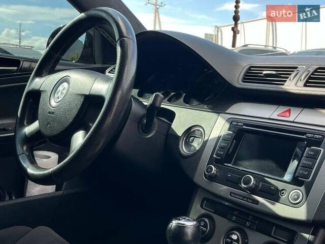 Сірий Фольксваген Пассат, об'ємом двигуна 2 л та пробігом 355 тис. км за 6990 $, фото 16 на Automoto.ua