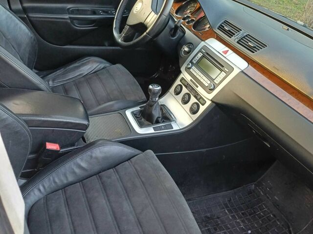 Серый Фольксваген Пассат, объемом двигателя 2 л и пробегом 222 тыс. км за 4300 $, фото 9 на Automoto.ua