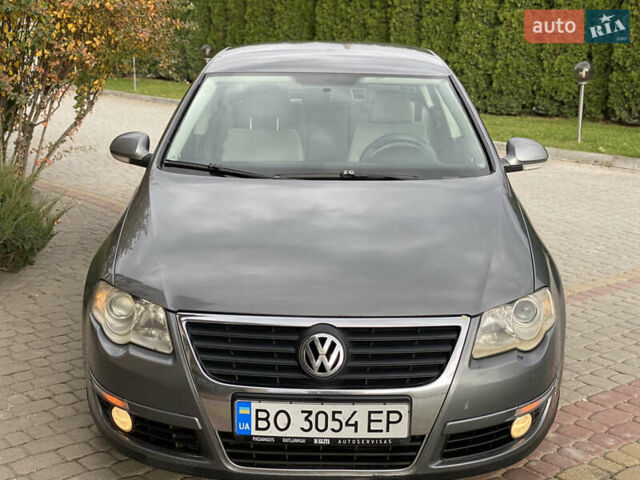 Серый Фольксваген Пассат, объемом двигателя 2 л и пробегом 344 тыс. км за 4999 $, фото 3 на Automoto.ua