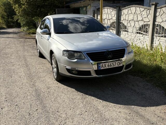 Серый Фольксваген Пассат, объемом двигателя 2 л и пробегом 287 тыс. км за 6000 $, фото 3 на Automoto.ua