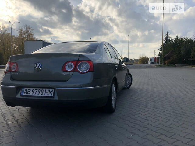 Серый Фольксваген Пассат, объемом двигателя 1.97 л и пробегом 322 тыс. км за 7500 $, фото 6 на Automoto.ua