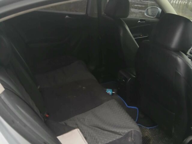 Серый Фольксваген Пассат, объемом двигателя 1.6 л и пробегом 340 тыс. км за 4500 $, фото 5 на Automoto.ua