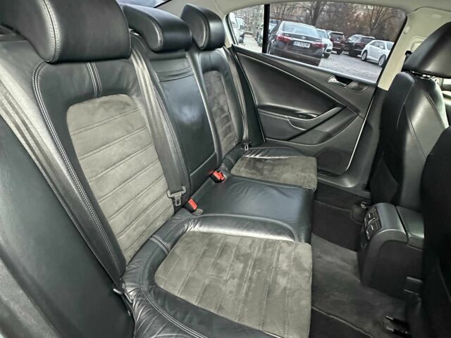 Сірий Фольксваген Пассат, об'ємом двигуна 2 л та пробігом 184 тис. км за 7400 $, фото 4 на Automoto.ua